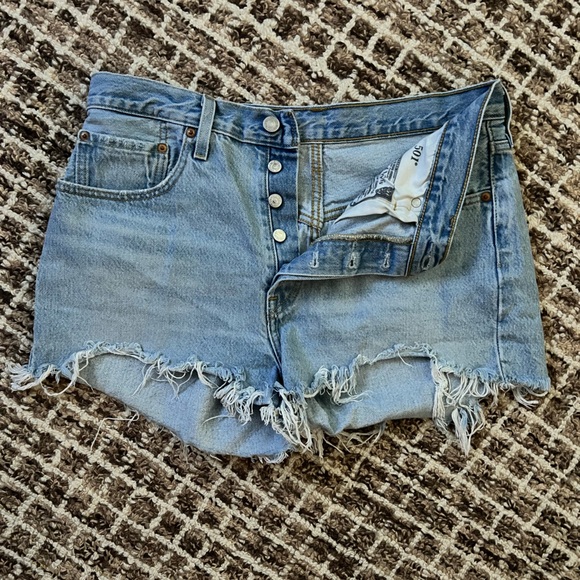 Levi’s 501 Cutoff Shorts - Picture 2 of 5